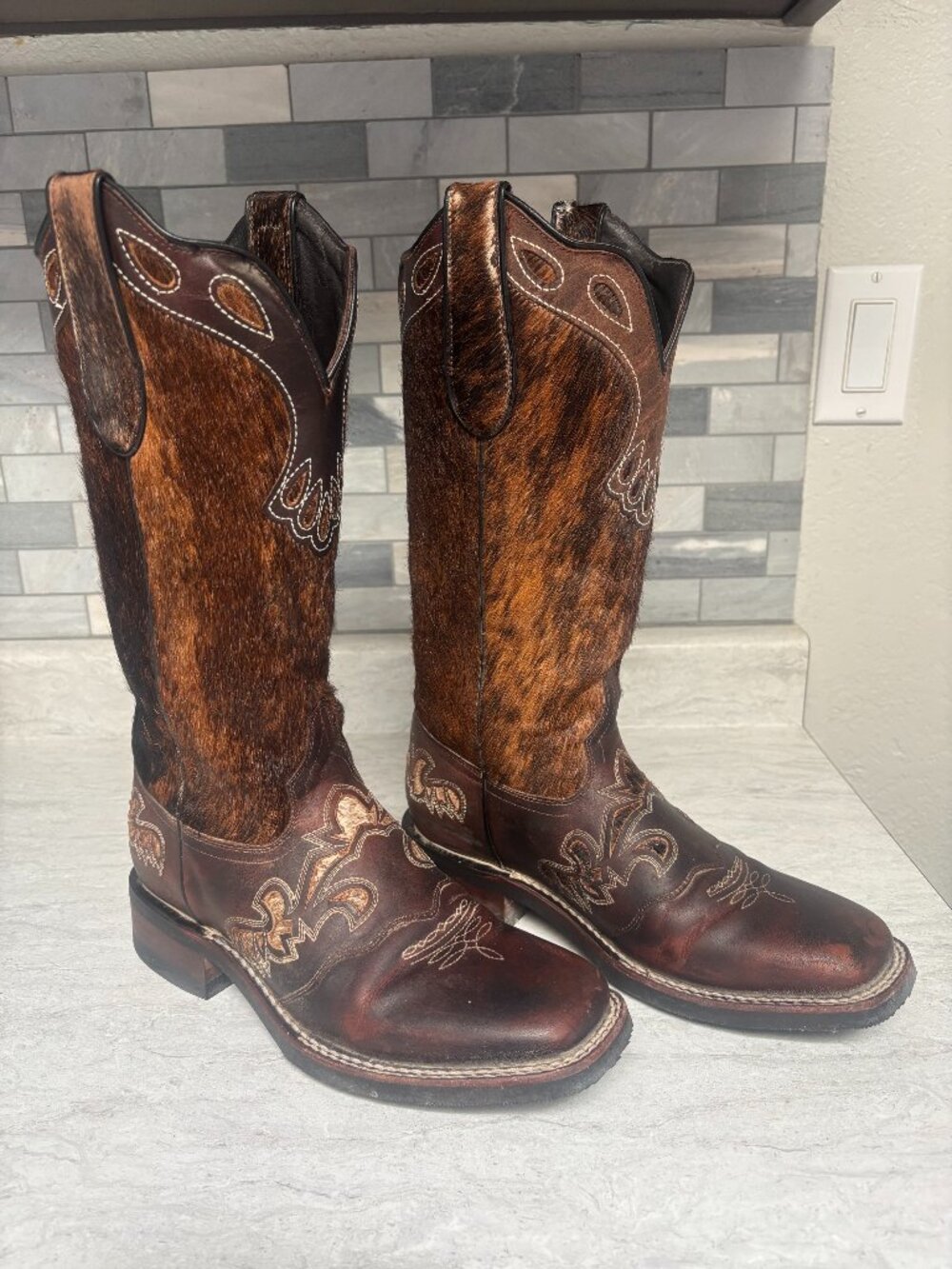 Lacy Boots - JESSE STYLE SHORT BOOT – BROWN BRINDLE HAIR-ON